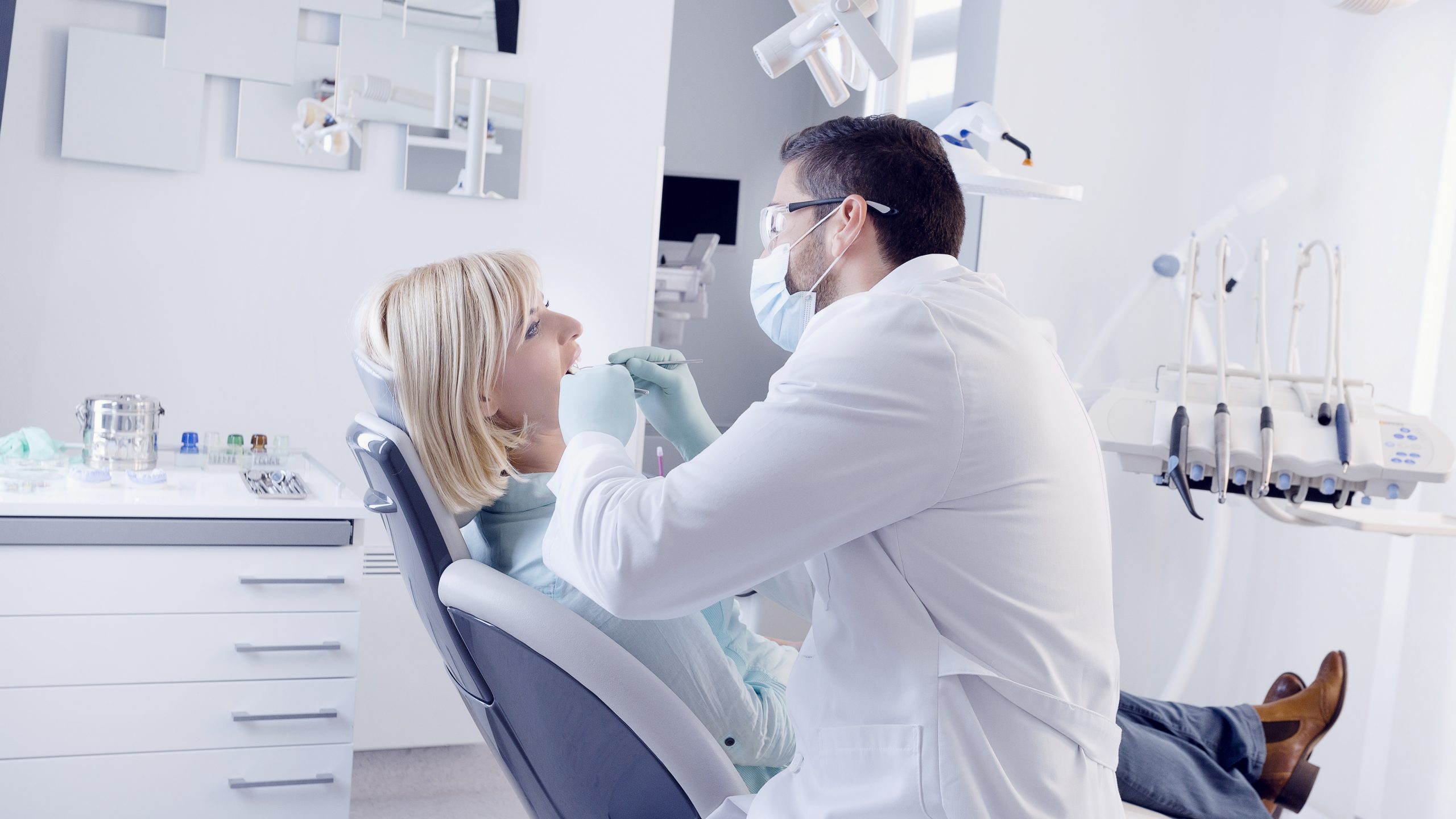 Dentist in Garden Grove, CA